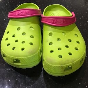 Cute lime green with raspberry strap CROCS.  Size 10 women.